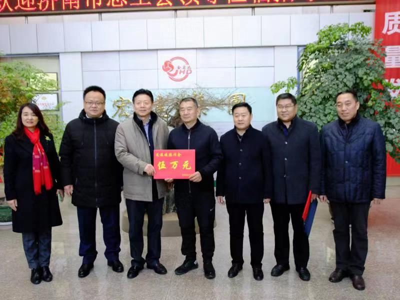 济南市总工会常务副主席傅金峰到星空体育最新官网（China）官方网站
集团走访慰问